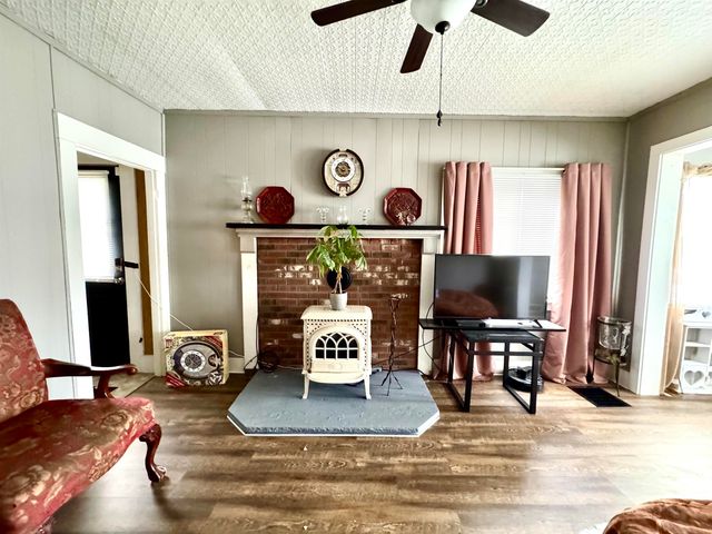 15 Park Street, Colebrook, NH 03576