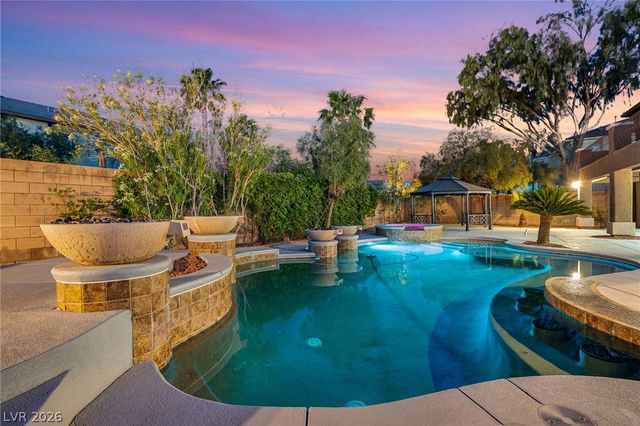 379 Autumn Hue Avenue, Las Vegas, NV 89123