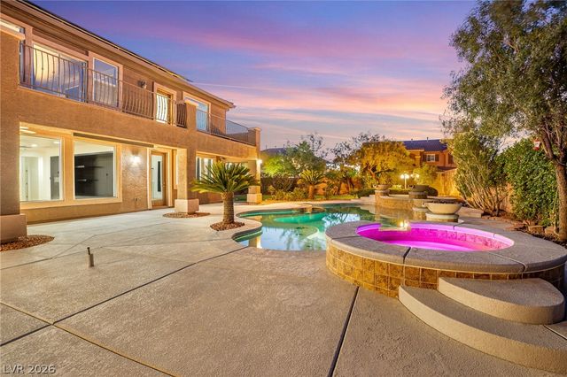 379 Autumn Hue Avenue, Las Vegas, NV 89123