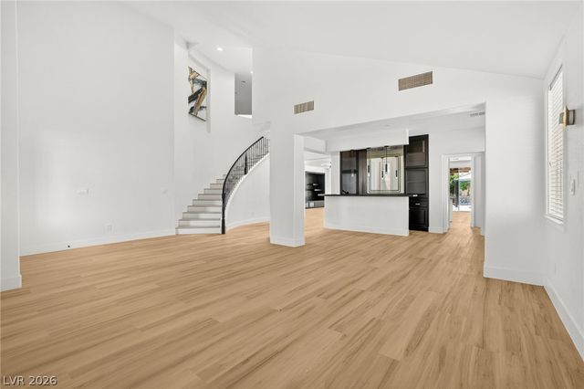 379 Autumn Hue Avenue, Las Vegas, NV 89123