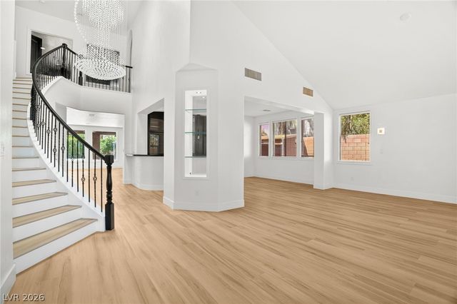 379 Autumn Hue Avenue, Las Vegas, NV 89123