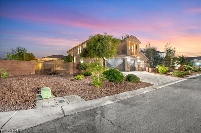 379 Autumn Hue Avenue, Las Vegas, NV 89123