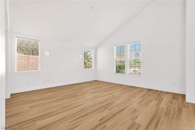 379 Autumn Hue Avenue, Las Vegas, NV 89123