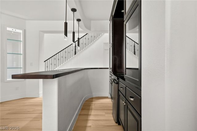 379 Autumn Hue Avenue, Las Vegas, NV 89123