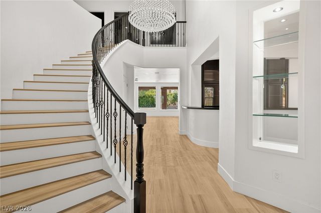379 Autumn Hue Avenue, Las Vegas, NV 89123