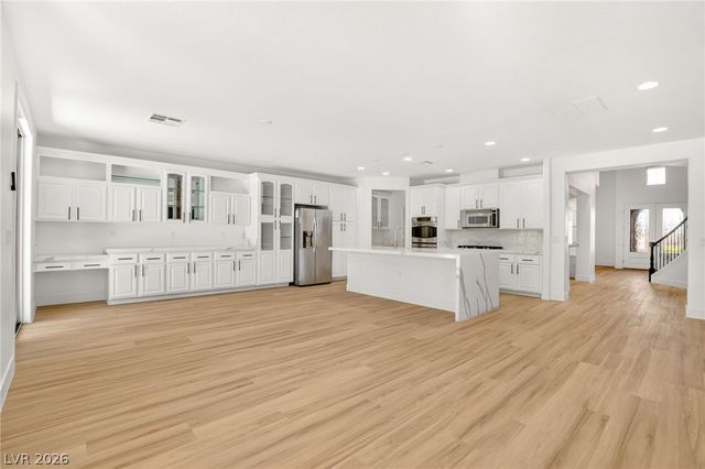 379 Autumn Hue Avenue, Las Vegas, NV 89123
