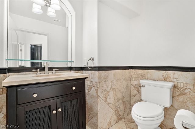 379 Autumn Hue Avenue, Las Vegas, NV 89123
