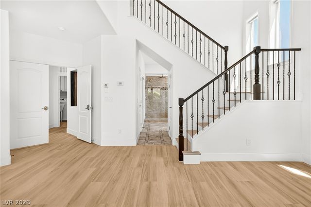 379 Autumn Hue Avenue, Las Vegas, NV 89123