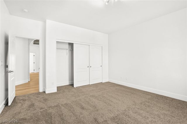 379 Autumn Hue Avenue, Las Vegas, NV 89123
