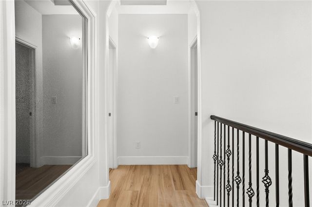 379 Autumn Hue Avenue, Las Vegas, NV 89123
