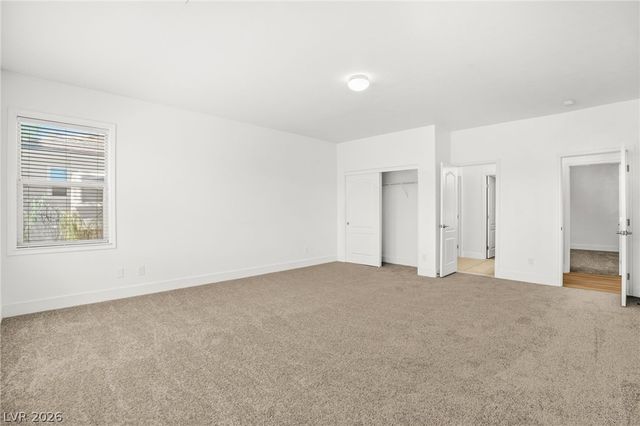 379 Autumn Hue Avenue, Las Vegas, NV 89123
