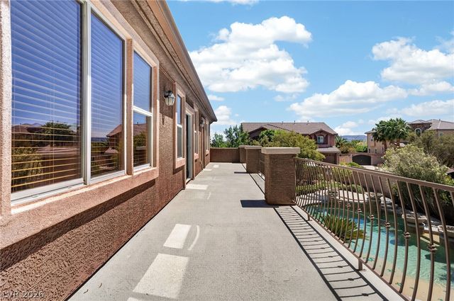 379 Autumn Hue Avenue, Las Vegas, NV 89123