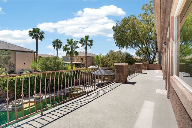 379 Autumn Hue Avenue, Las Vegas, NV 89123