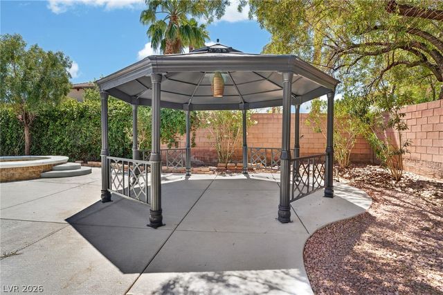 379 Autumn Hue Avenue, Las Vegas, NV 89123
