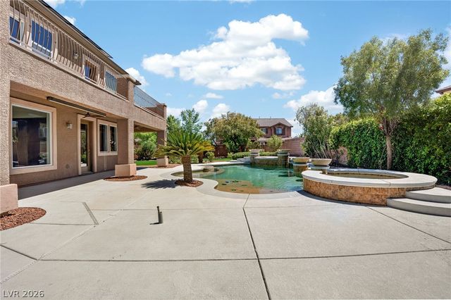 379 Autumn Hue Avenue, Las Vegas, NV 89123
