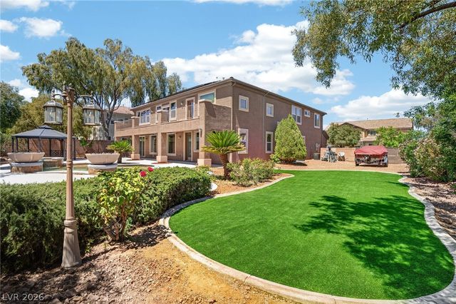 379 Autumn Hue Avenue, Las Vegas, NV 89123