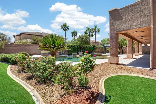 379 Autumn Hue Avenue, Las Vegas, NV 89123