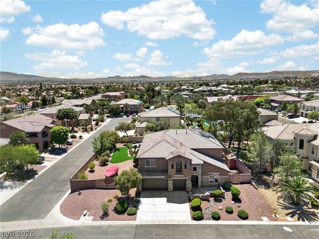 379 Autumn Hue Avenue, Las Vegas, NV 89123