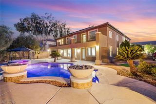 379 Autumn Hue Avenue, Las Vegas, NV 89123