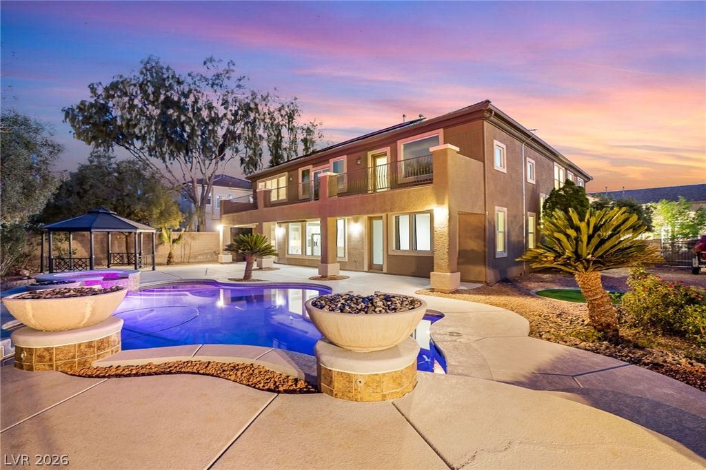 379 Autumn Hue Avenue, Las Vegas, NV 89123