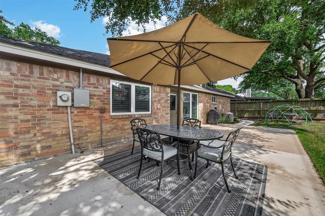 22939 Indian Ridge Drive, Katy, TX 77450