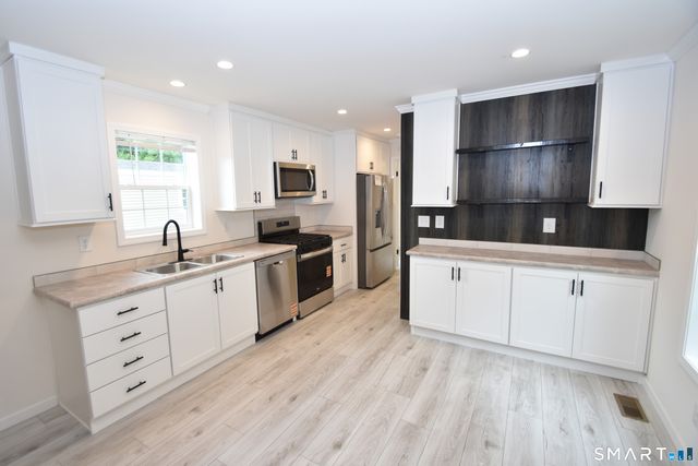 166 Boston Turnpike A, Bolton, CT 06043