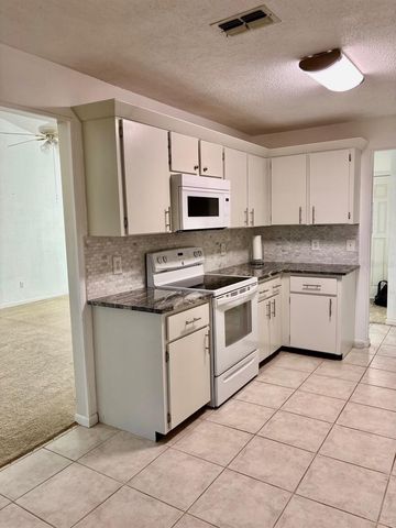 21425 SW PLANTATION STREET, Dunnellon, FL 34431