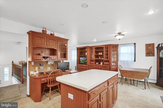 16 MT WILSON RD, Lebanon, PA 17042