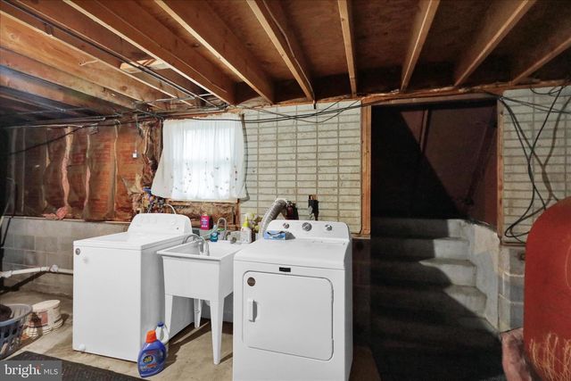 16 MT WILSON RD, Lebanon, PA 17042