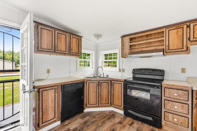 136 Driggers Drive, Hamlet, NC 28345