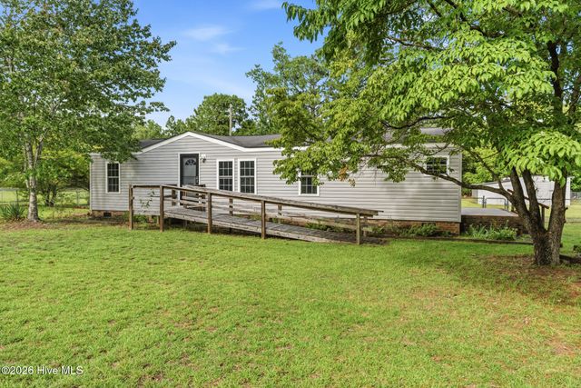 136 Driggers Drive, Hamlet, NC 28345