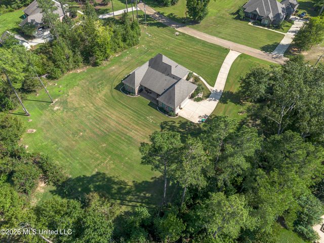 520 Viewpointe Way, Clinton, MS 39056