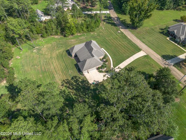 520 Viewpointe Way, Clinton, MS 39056