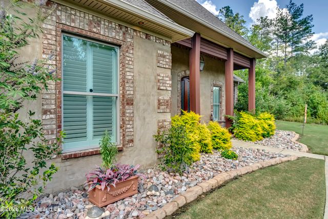 520 Viewpointe Way, Clinton, MS 39056