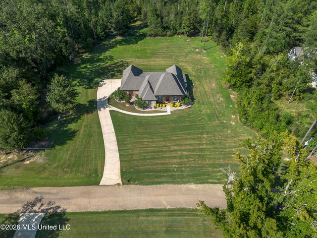 520 Viewpointe Way, Clinton, MS 39056