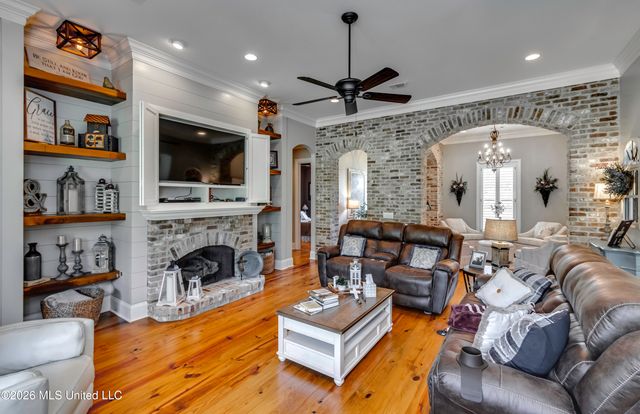 520 Viewpointe Way, Clinton, MS 39056