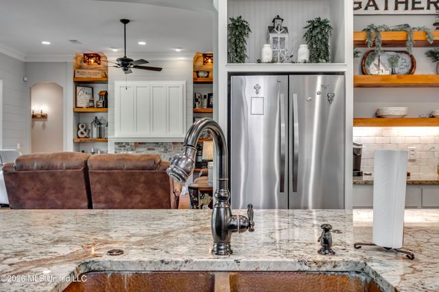 520 Viewpointe Way, Clinton, MS 39056