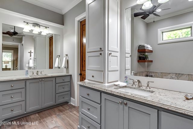 520 Viewpointe Way, Clinton, MS 39056