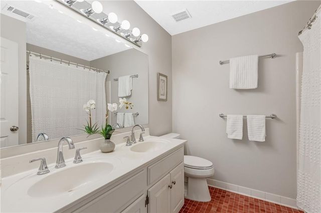 2116 Heritage Heights, Decatur, GA 30033