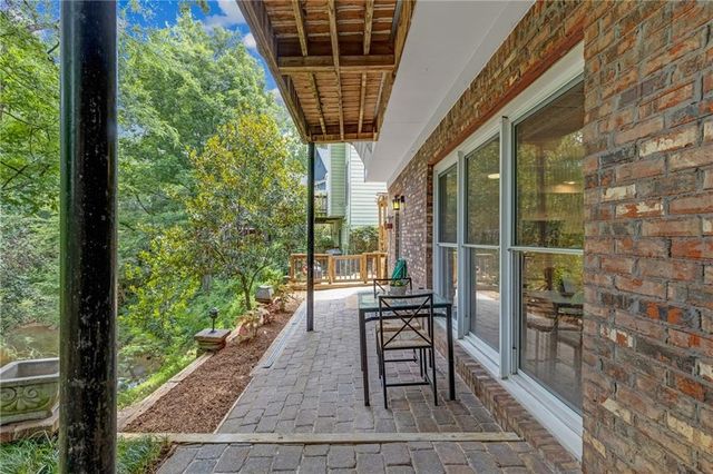 2116 Heritage Heights, Decatur, GA 30033