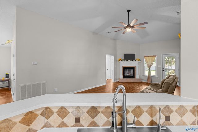 118 Herrick Drive, Huntsville, AL 35824