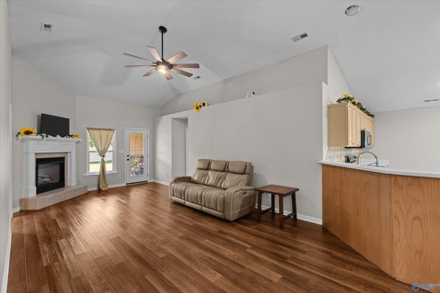 118 Herrick Drive, Huntsville, AL 35824