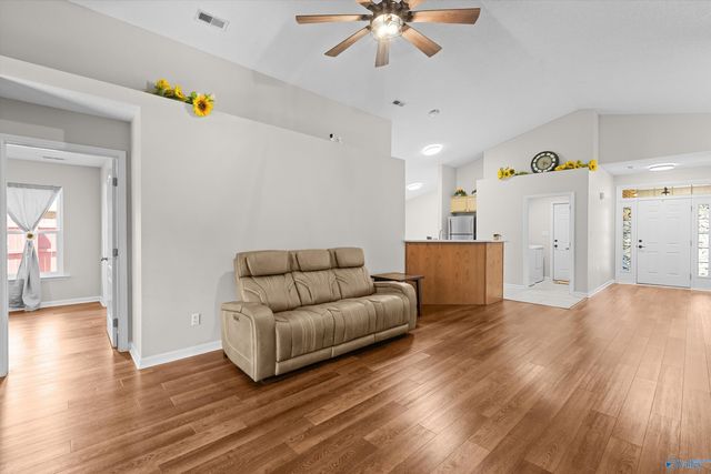 118 Herrick Drive, Huntsville, AL 35824