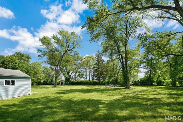 2724 Camp Jackson Road, Cahokia, IL 62206