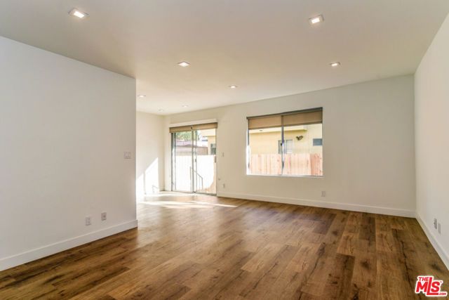610 N orlando 105, West Los Angeles (los Angeles), CA 90048