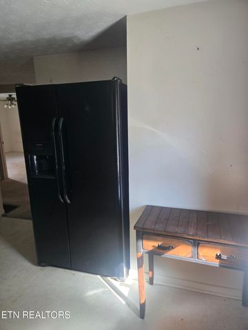 152 Batley Loop Rd, Clinton, TN 37716