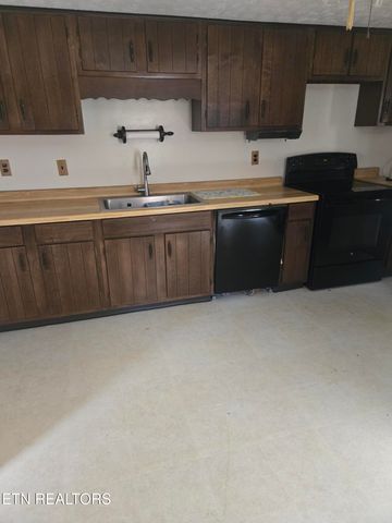 152 Batley Loop Rd, Clinton, TN 37716