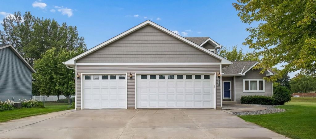19215 English Avenue, Farmington, MN 55024 — photo 4