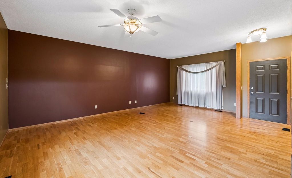 19215 English Avenue, Farmington, MN 55024 — photo 5