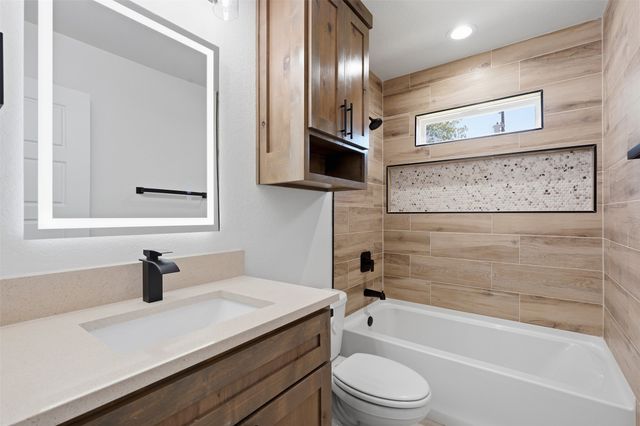 907 Renfro Drive, White Settlement, TX 76108